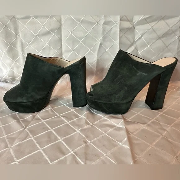 Kenneth Cole Dark Green Peep-Toe Mules, size 39 - Picture 4 of 12